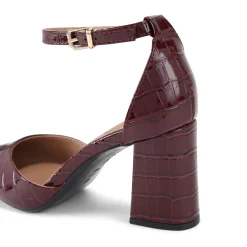 Refined Croc Embossed Courts
