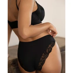 Reflect Full Cup Bra