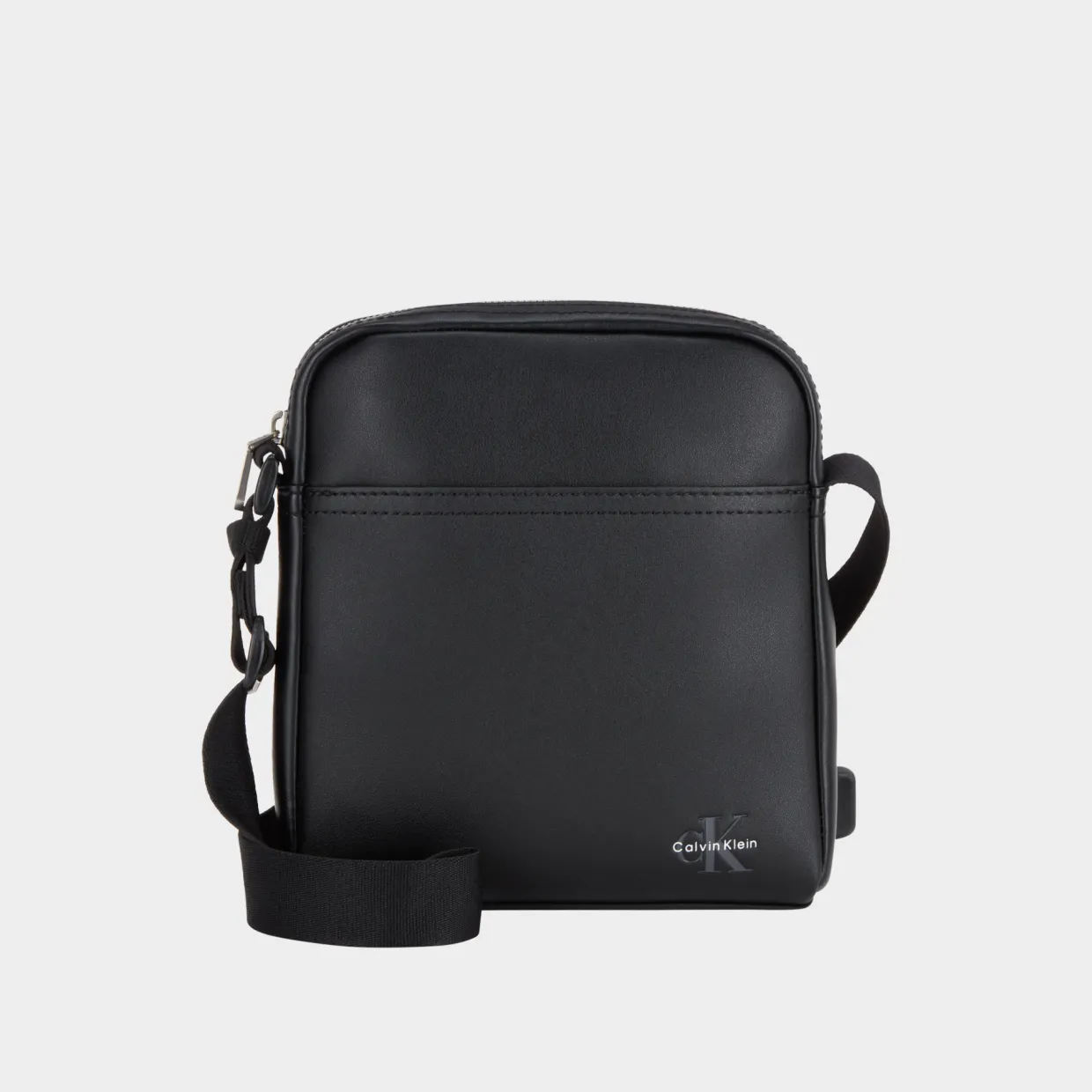 Reporter Crossbody Bag