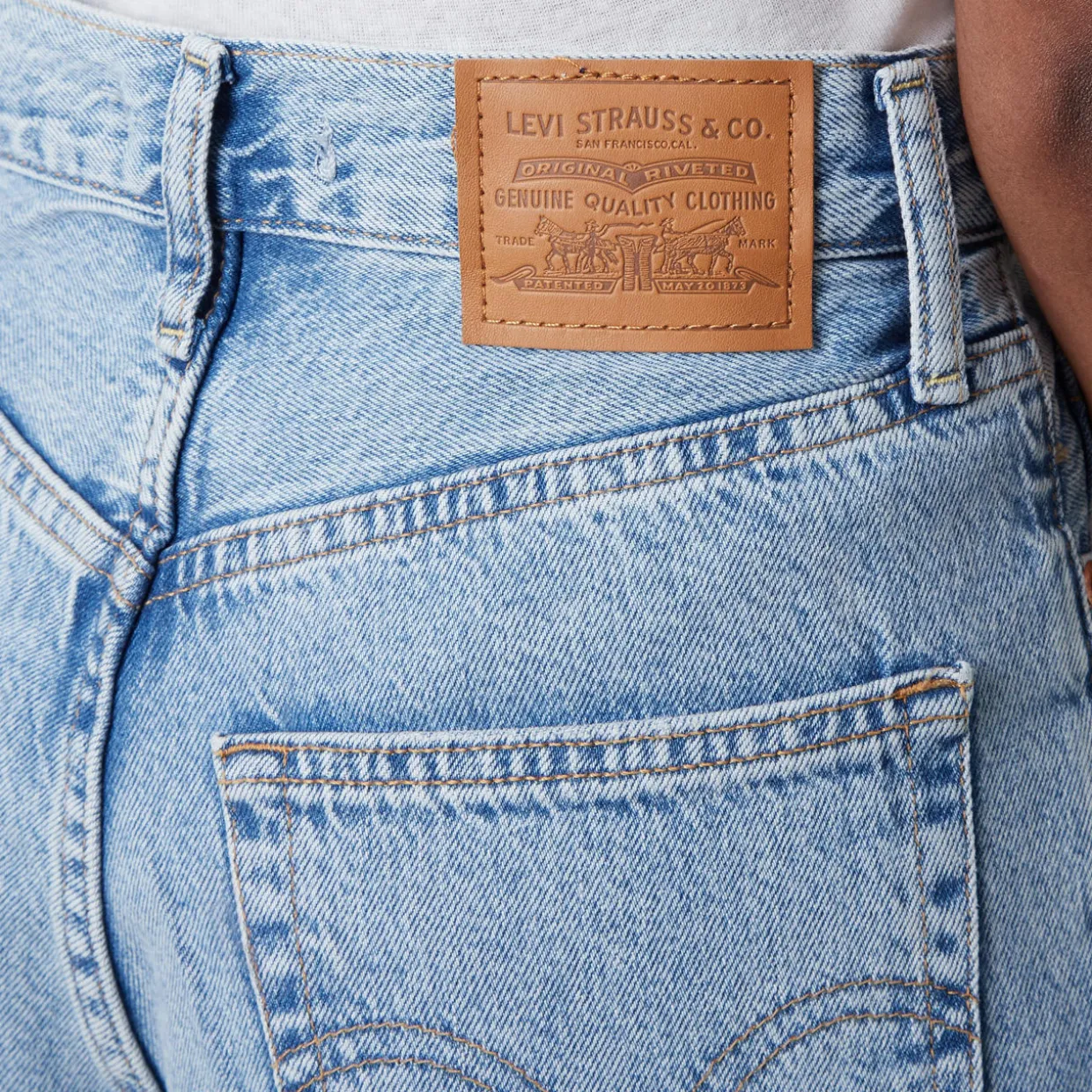 Ribcage Cropped Super-High Rise Straight Leg Jeans