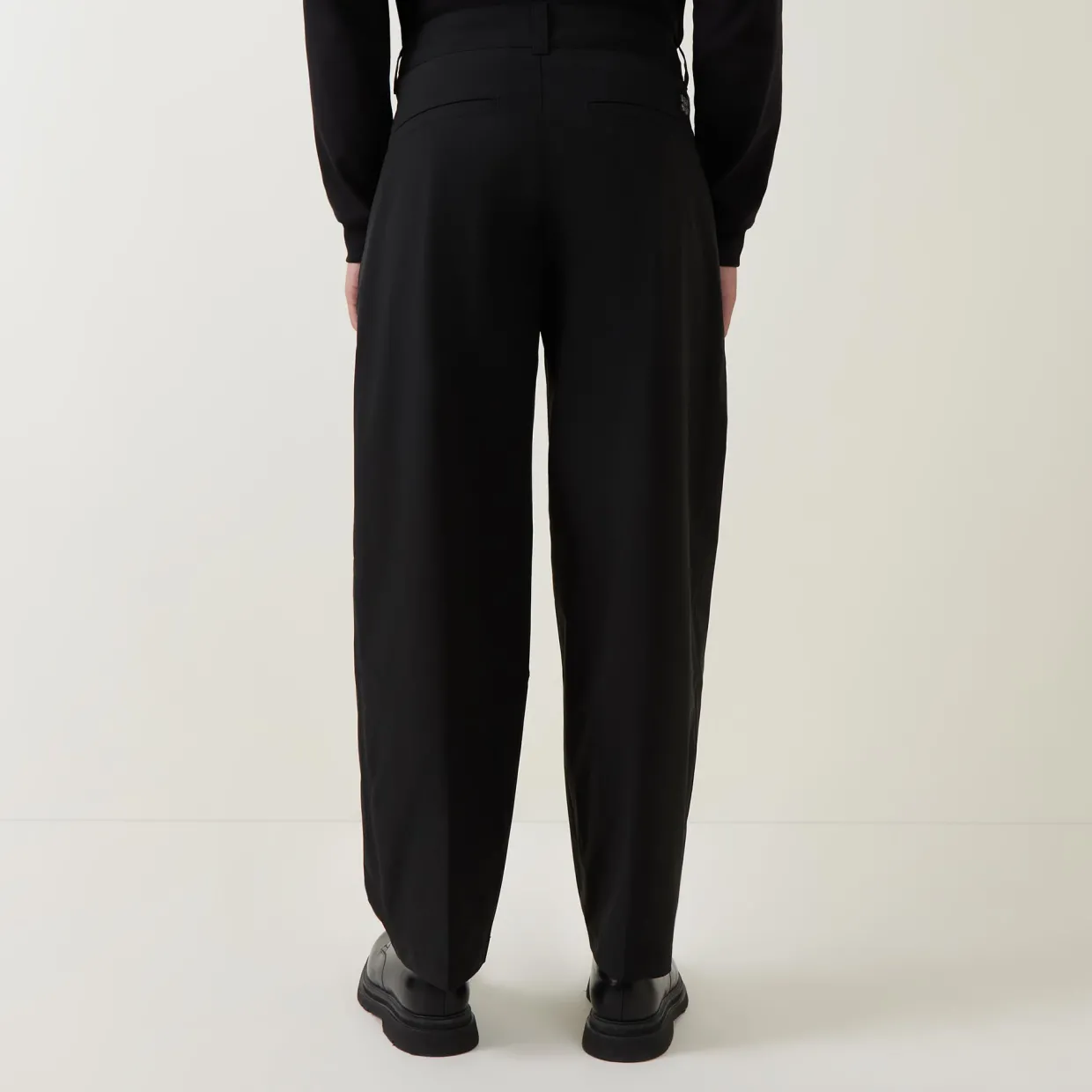 Riko 253 Pleated Straight Leg Trousers