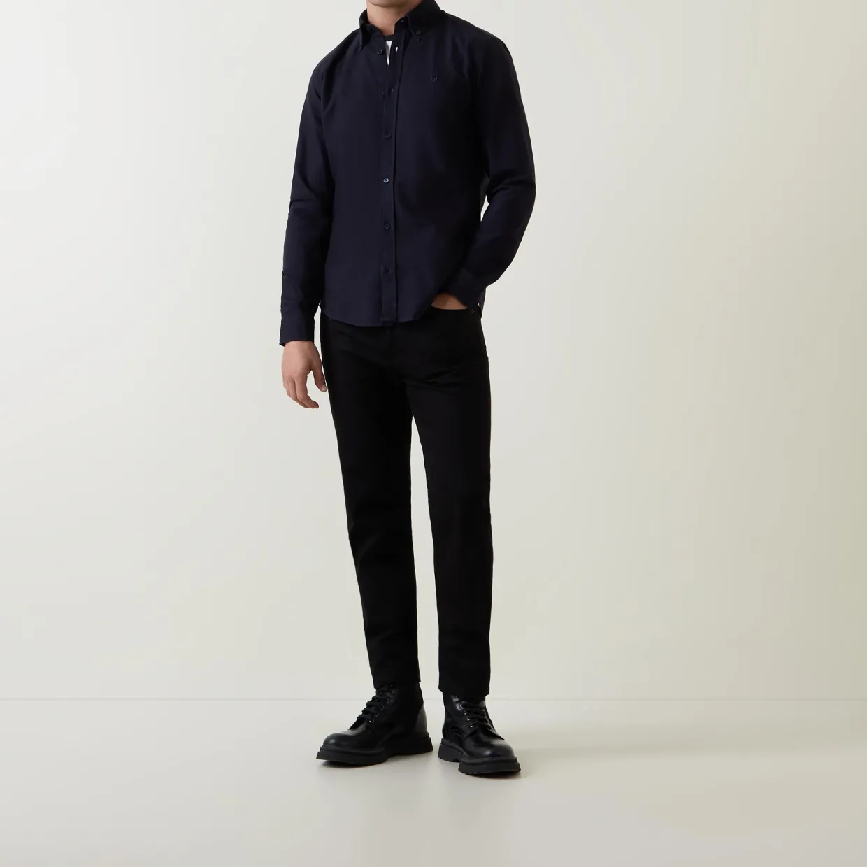 Roan Single Cuff Casual Shirt