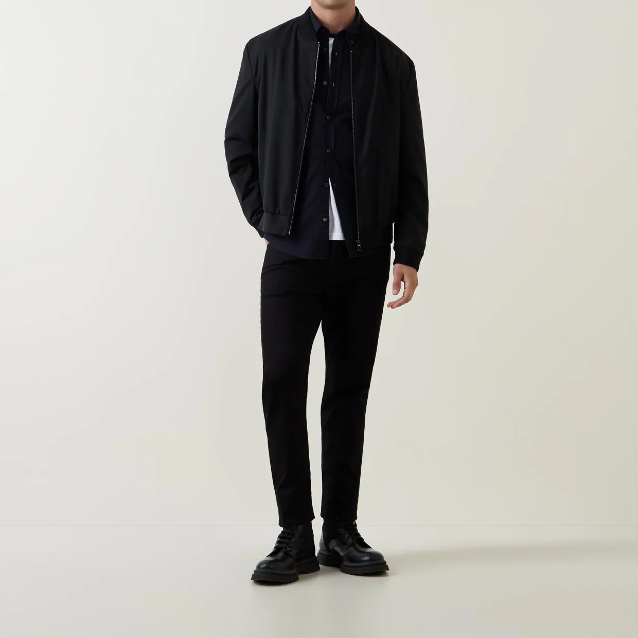 Roan Single Cuff Casual Shirt