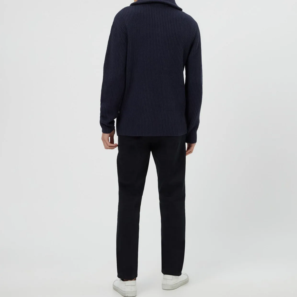 Roma Slim Chinos