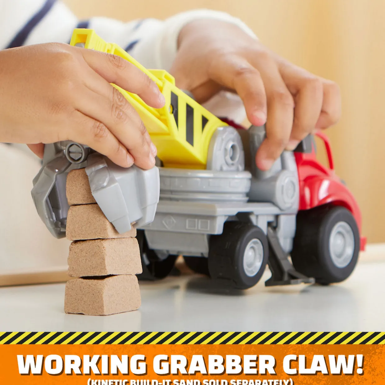 Rubble & Crew, Charger’s Crane Grabber Toy Truck Set