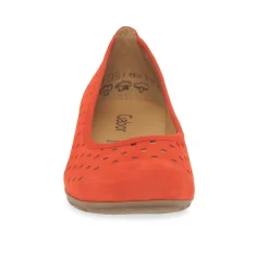 Ruffle Perforated Pumps