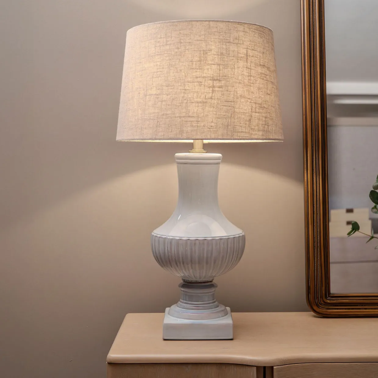 Sariq Ceramic Table Lamp