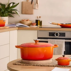 Signature Cast Iron Oval Casserole 23cm