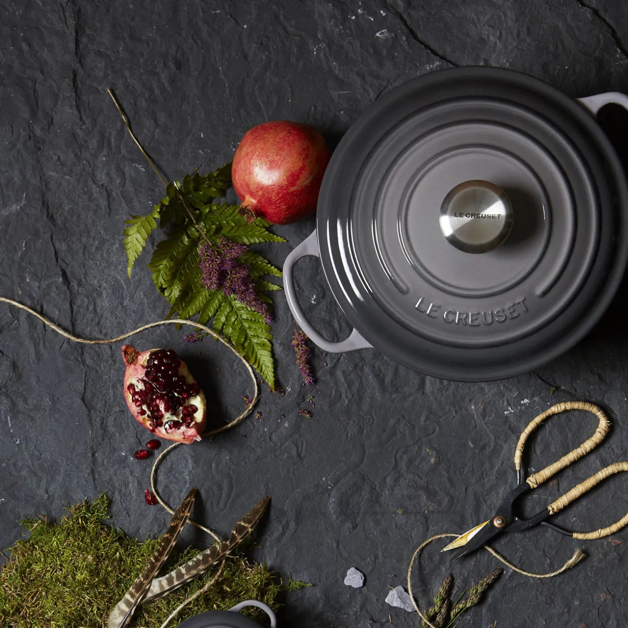 Signature Cast Iron Round Casserole 28cm