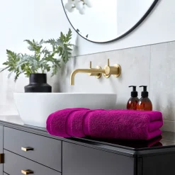 Signum Bath Towel