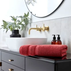 Signum Combed Cotton Towel Rouge