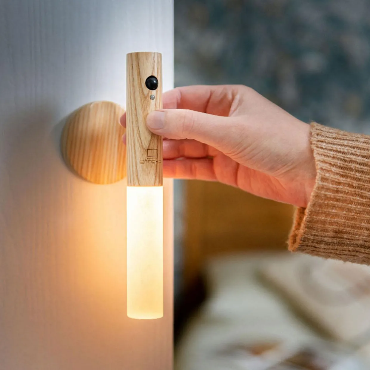 Smart Baton Light