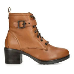 Snug Heeled Boots