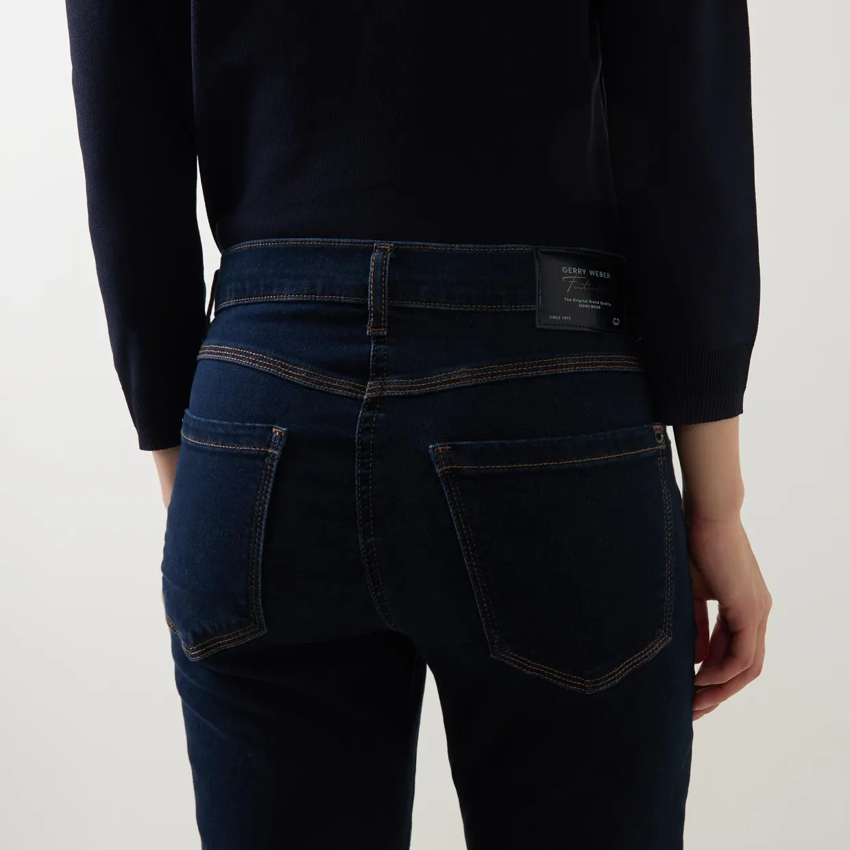 Sol Mid-Rise Slim Leg Jeans