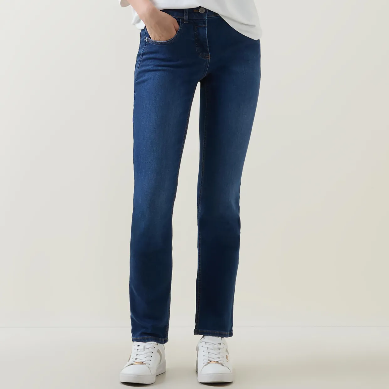Sol Straight Leg Jeans