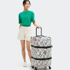 Spontaneous Large Wheeled Luggage