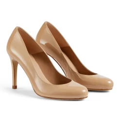 Stila Courts