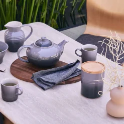 Stoneware Medium Storage Jar With Wooden Lid