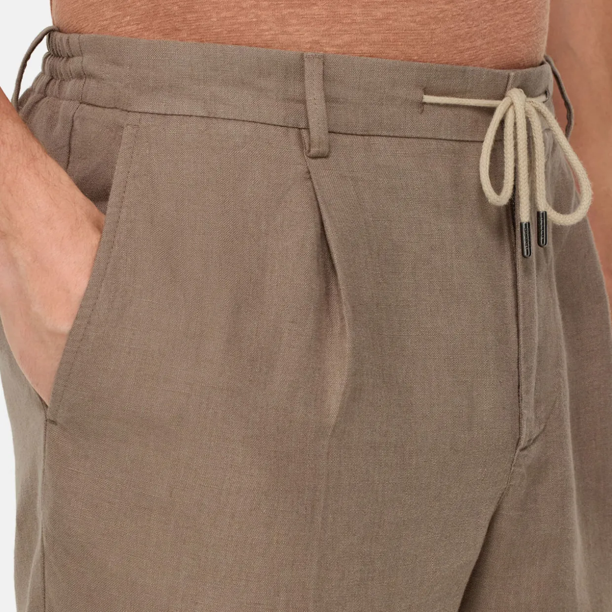 Straight Leg Linen Shorts