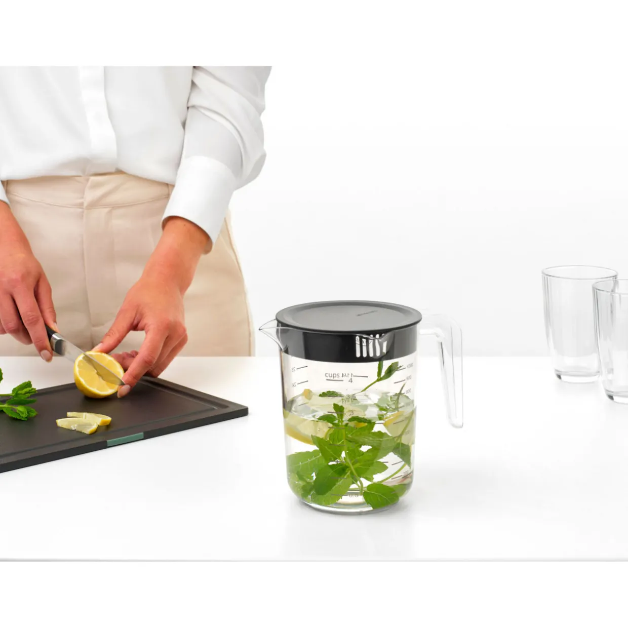 Tasty+ Measuring Jug Set of 2