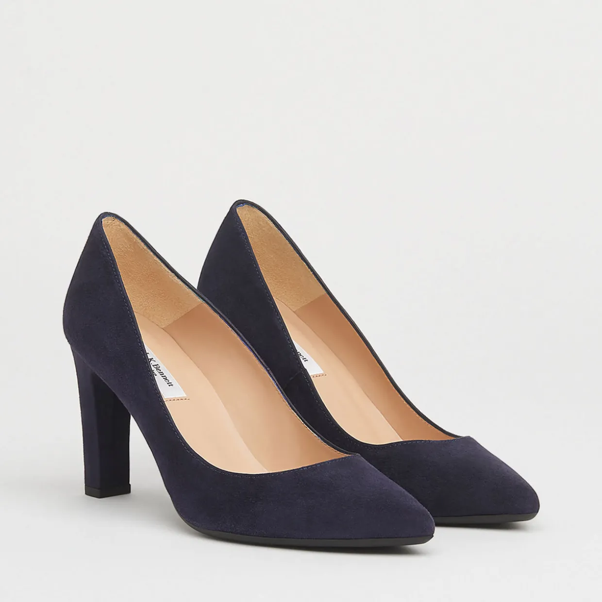 Tess Courts