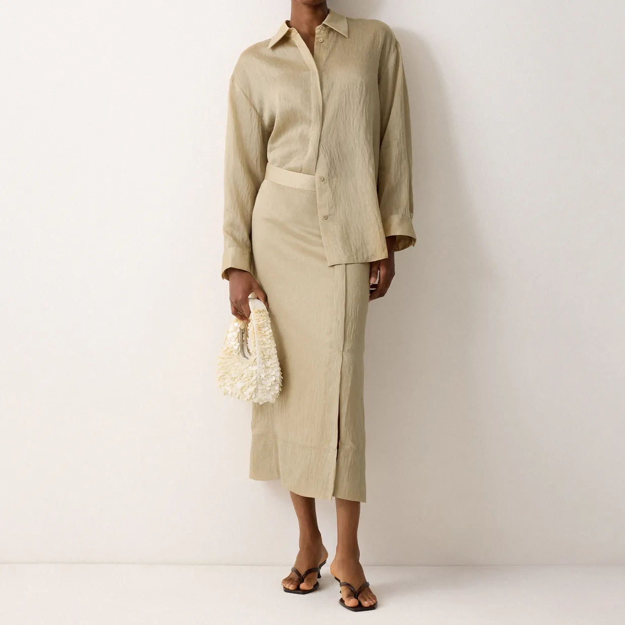 Textured Seam Side Slit Skirt