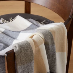 The Classic Check Comfort Throw