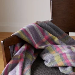 The Fiadh Comfort Throw