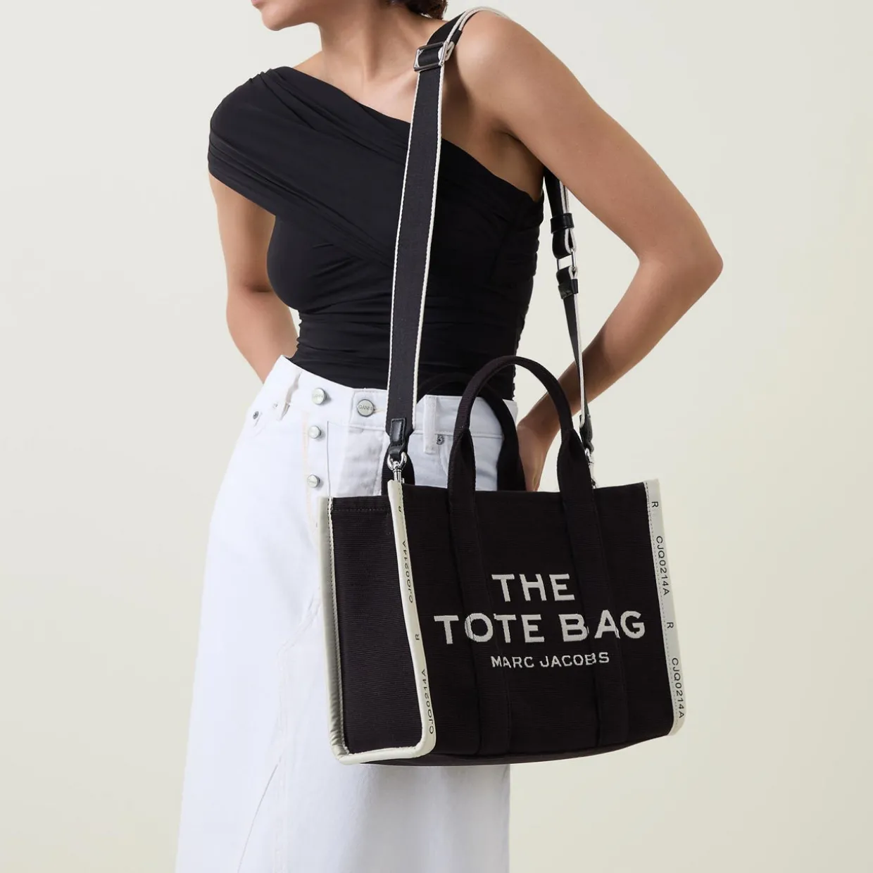 The Jaquard Medium Tote Bag