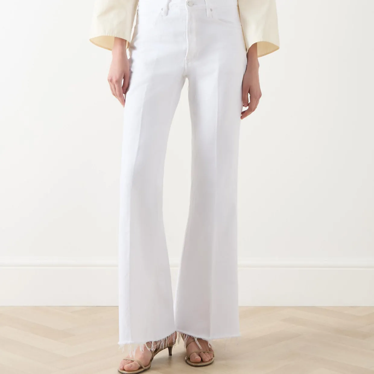 The Lax Wide Leg Jeans