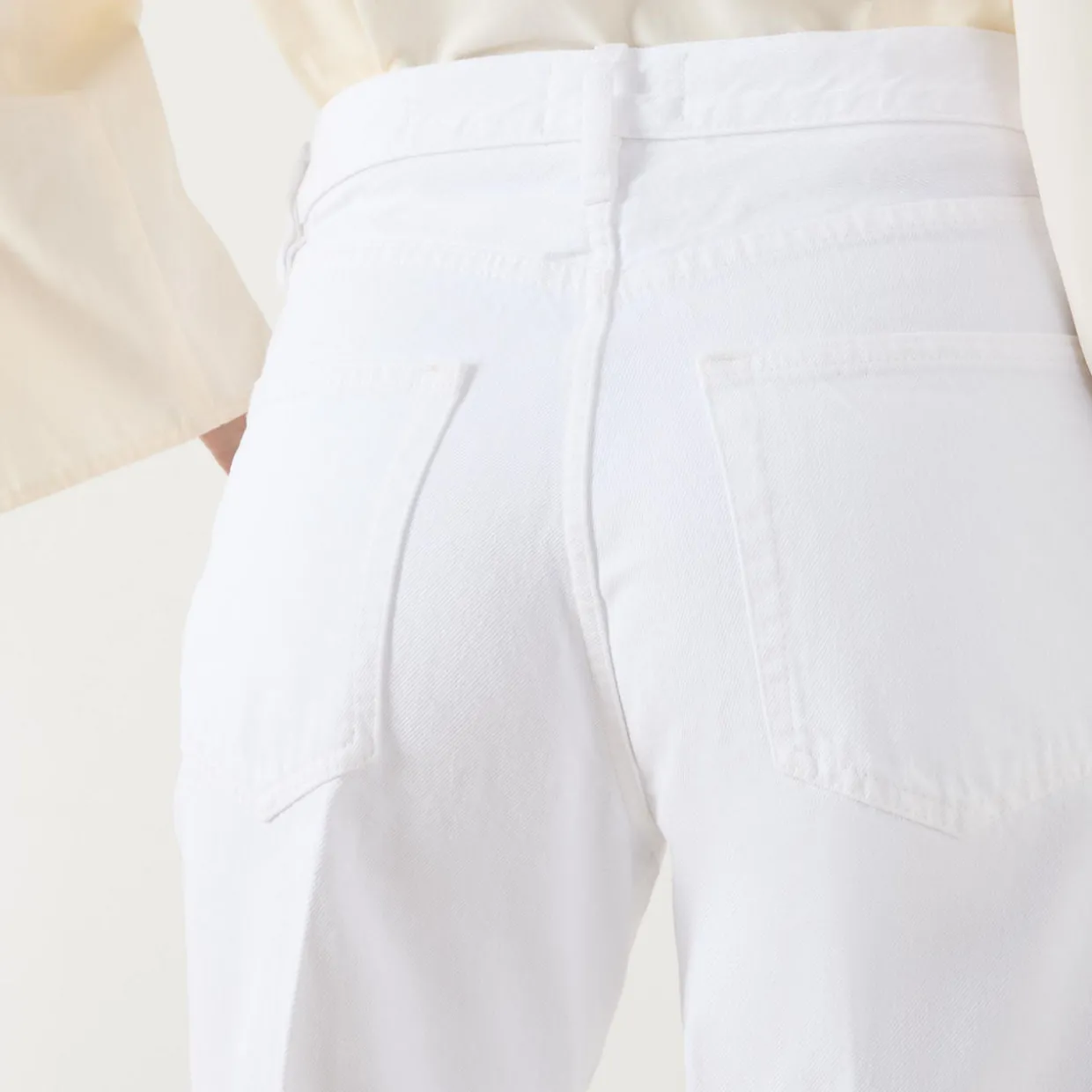 The Lax Wide Leg Jeans