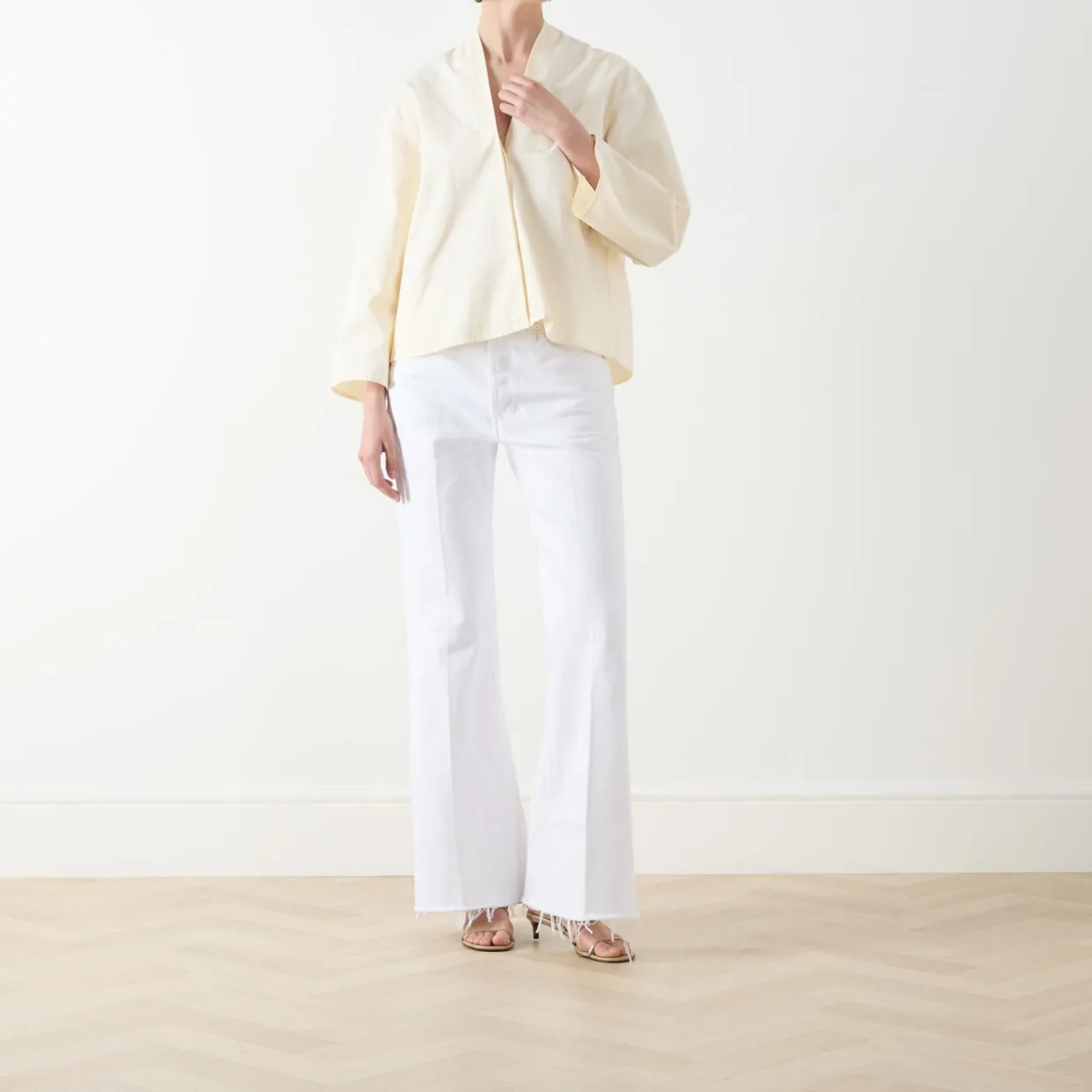 The Lax Wide Leg Jeans