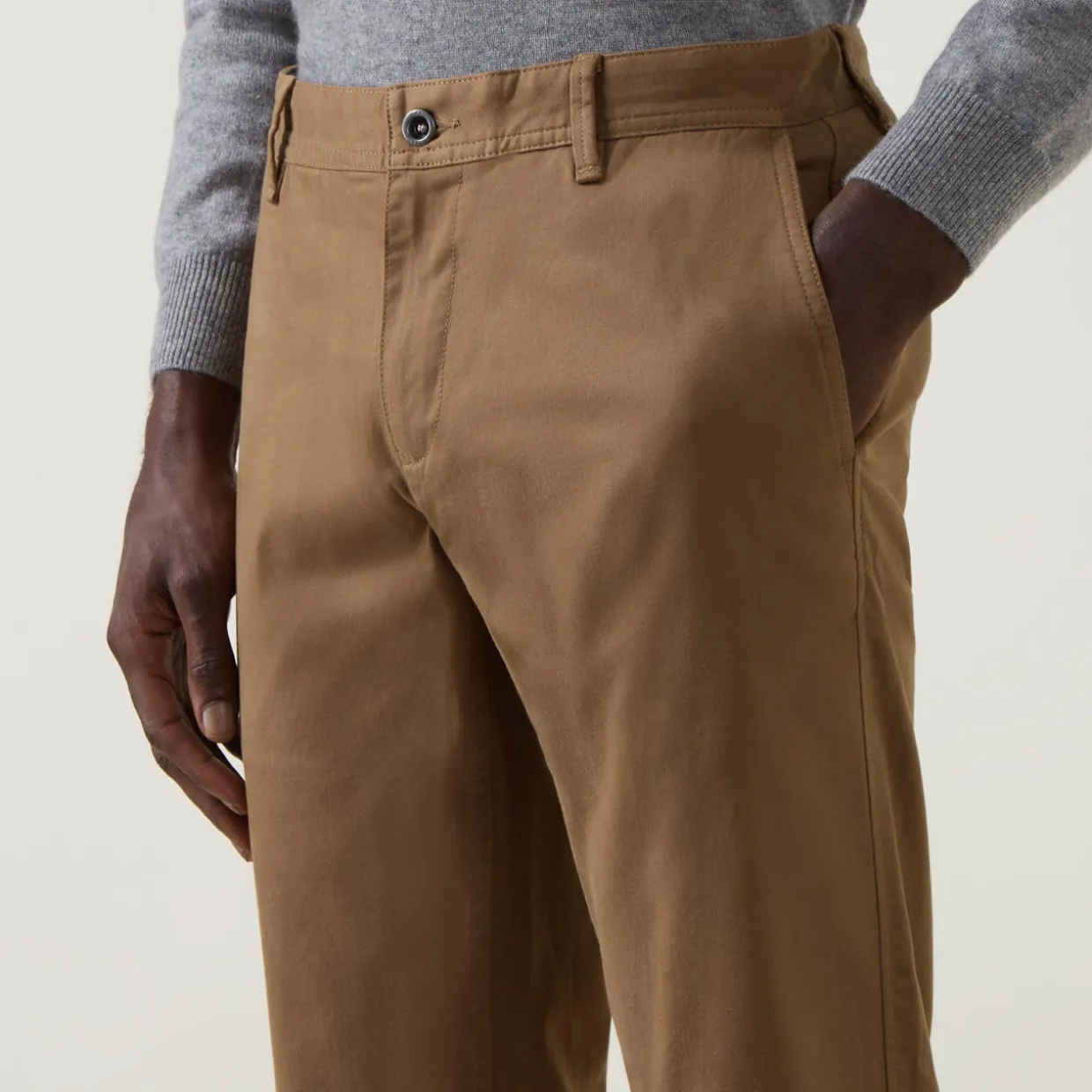 Thomas Road Mid-Rise Cotton Chinos