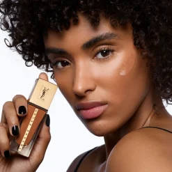 Touche Éclat Le Teint Natural Glow Foundation SPF22