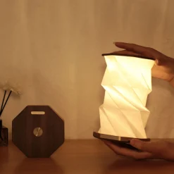 Twist Hexagon Lamp