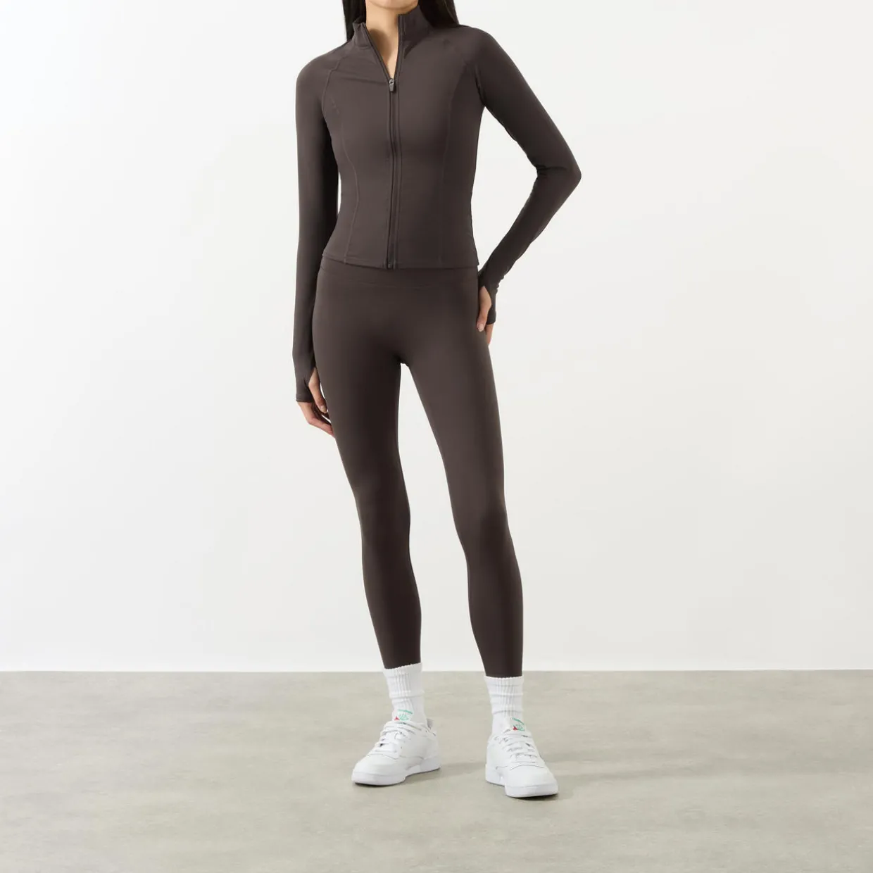 Ultimate Long-Sleeved Zipped Top