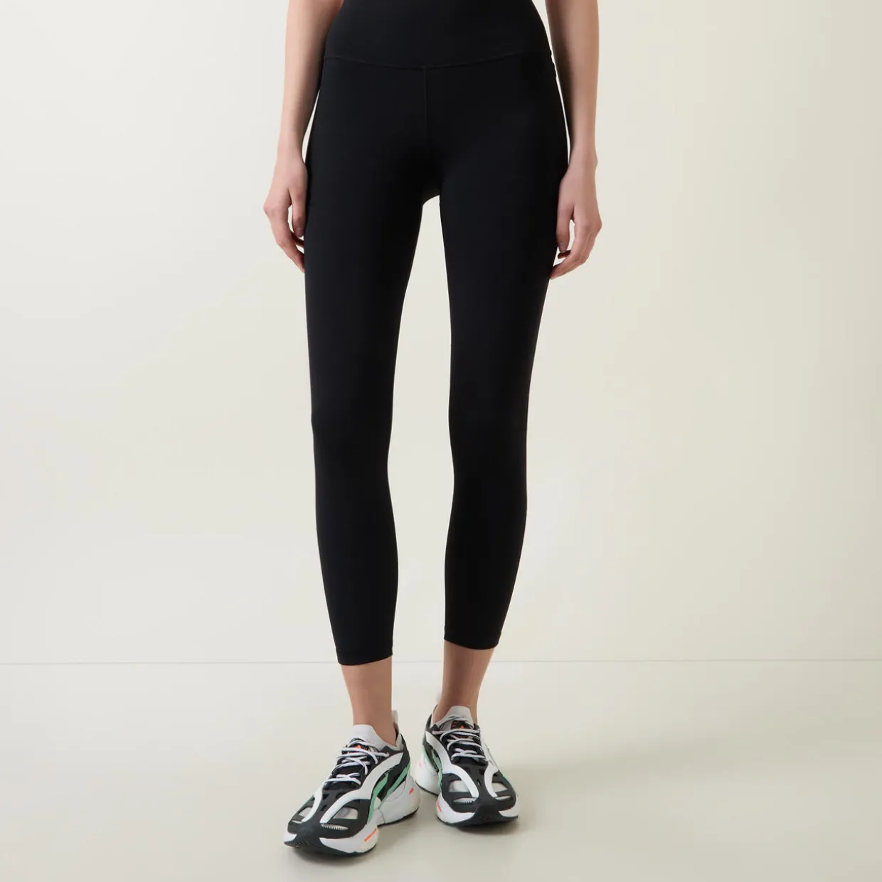 Ultimate Studio 7-8 Leggings