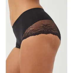 Undie-tectable® Light Control Lace Hi-Hipster Briefs