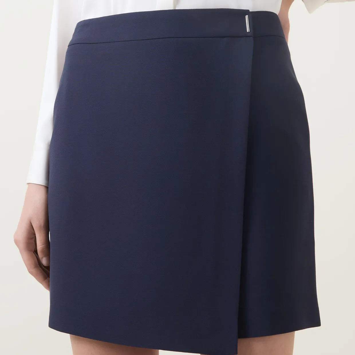 Vandera Mini Pencil Skirt