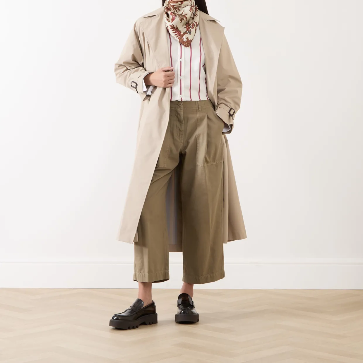 Vista Cropped Barrel Leg Trousers