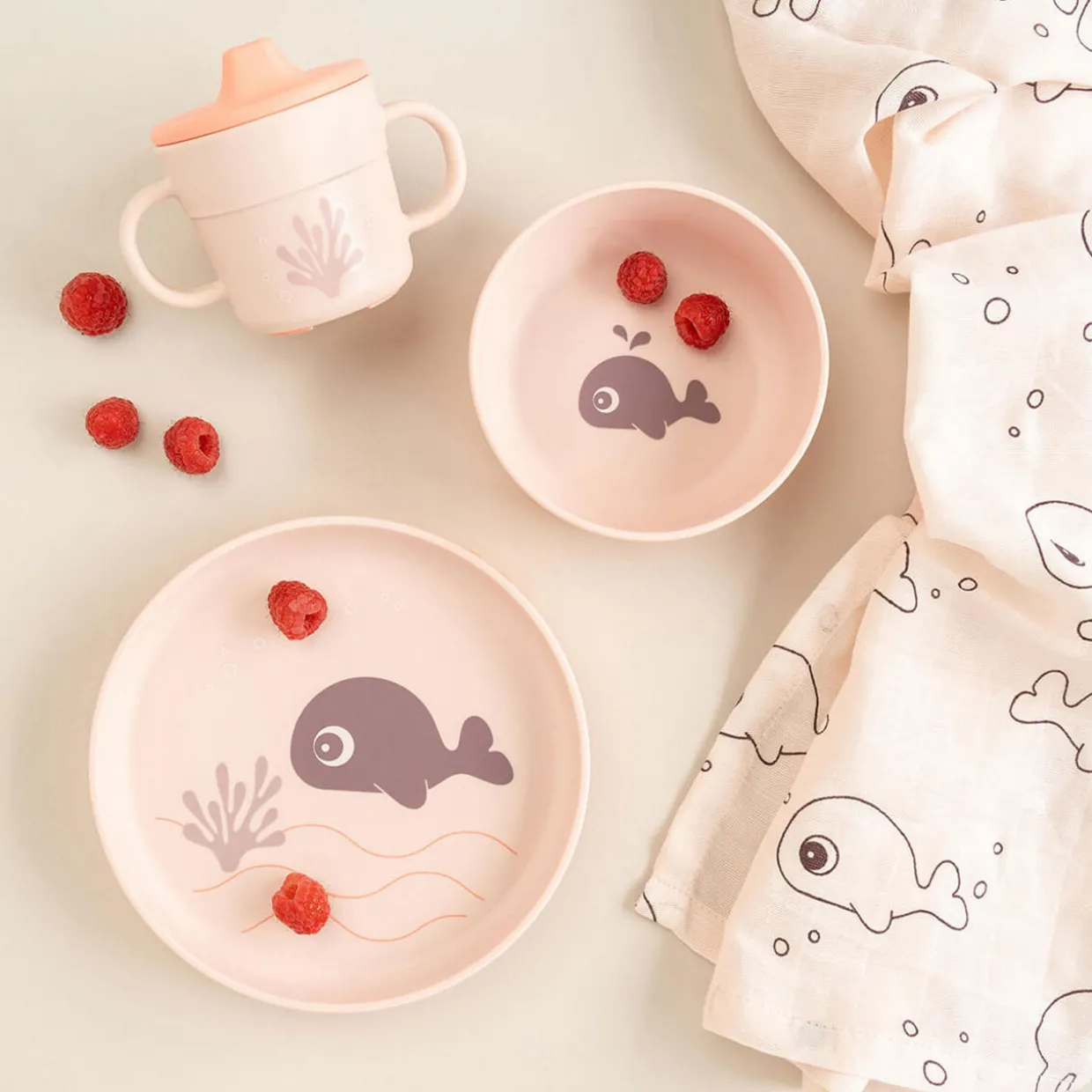 Wally Foodie Dinner Three-Piece Set