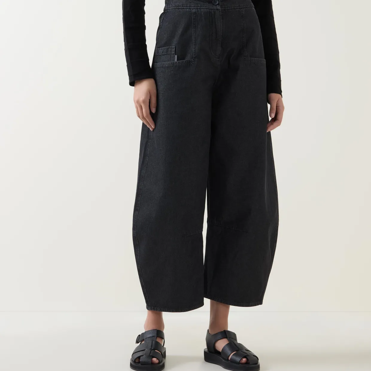 Yesso High-Rise Barrel Leg Trousers